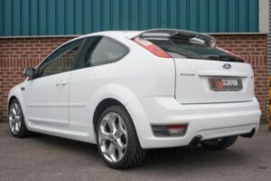 Scorpion Exhaust Non-Res Cat-Back 2.5" (Black) Ford Focus MK2 ST 225 2.5 Turbo 2006-2011